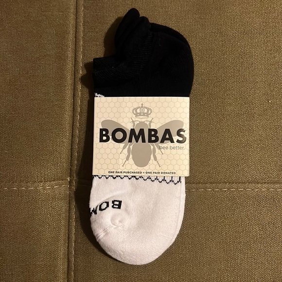Bombas Underwear & Socks Nwt Bombas Ankle Socks Black And White